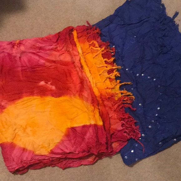 Bundle of 2 sarongs - Picture 1 of 1